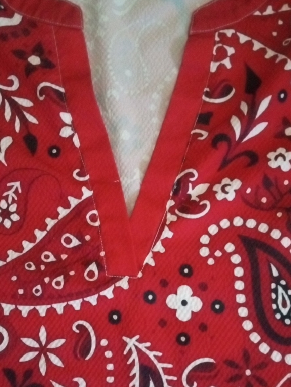 Women’s Red Paisley V-Neck Tunic Top - Bell Sleeves - Picture 10 of 13